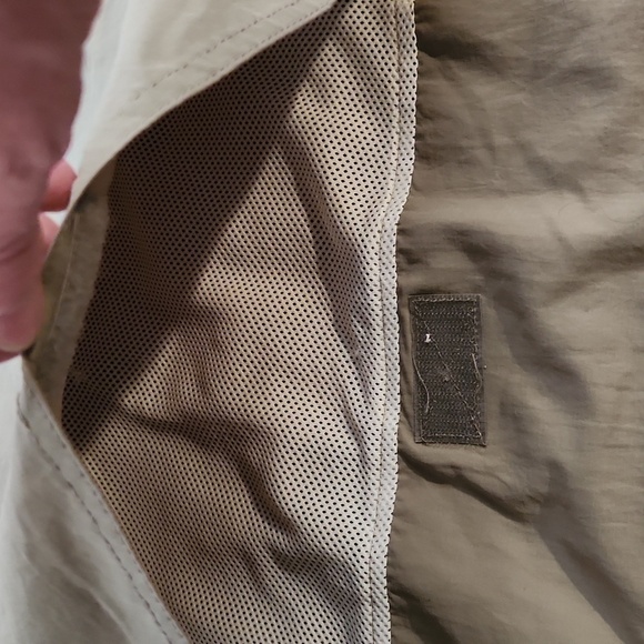 Magellan Sportswear Olive Green Button-Up Fishing Guide Shirt - Picture 5 of 8